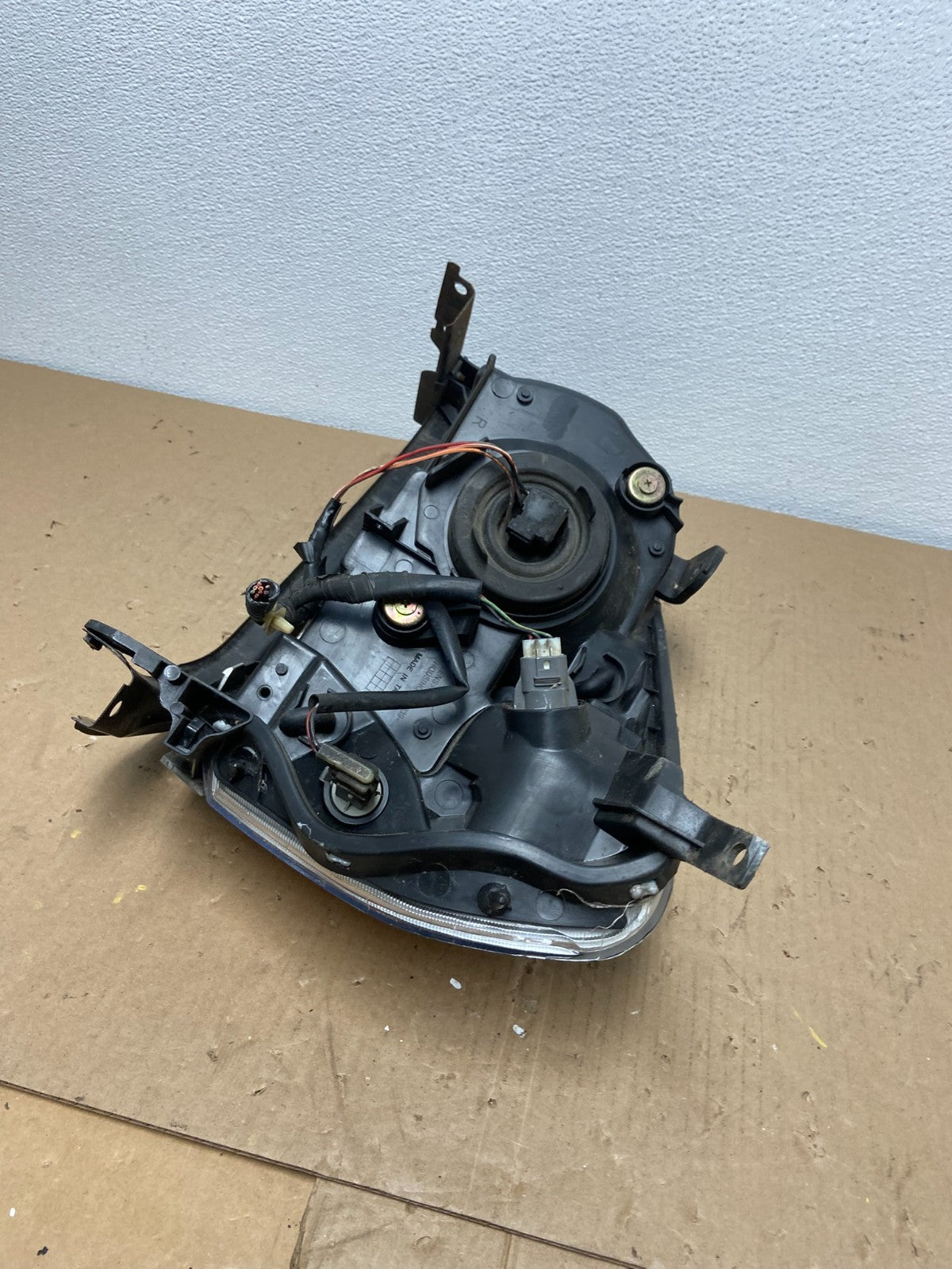 2003 2004 2005 Honda Pilot Right Passenger RH Side Halogen Headlight AB6565 DW5