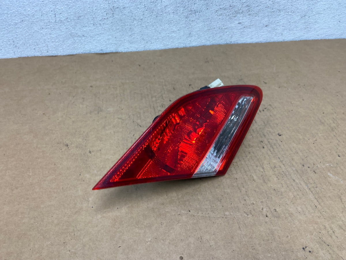 2005-2010 Toyota Avalon Left Driver LH Side Tail Light Inner AD4596 LK2