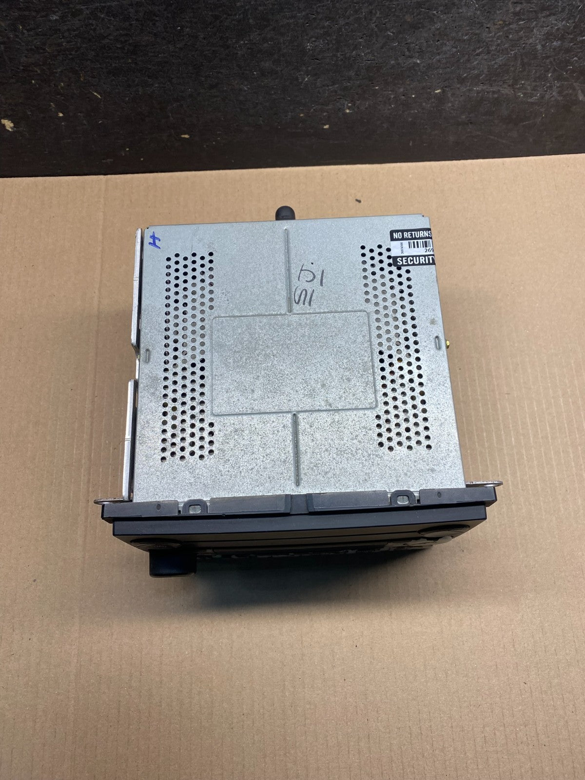 2005 to 2007 Ford Five Hundred Montego Radio CD Player ai5305 DG4