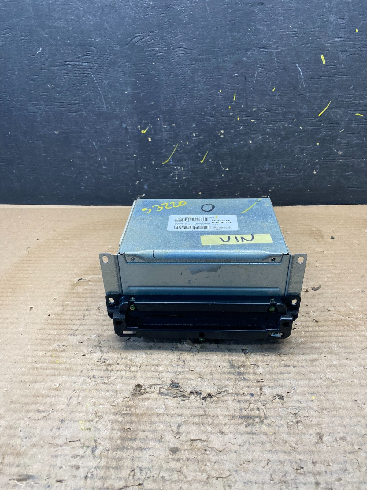 2015 - 2016 Dodge Journey Radio Info Media CD Player Unit OEM S3220 DG0