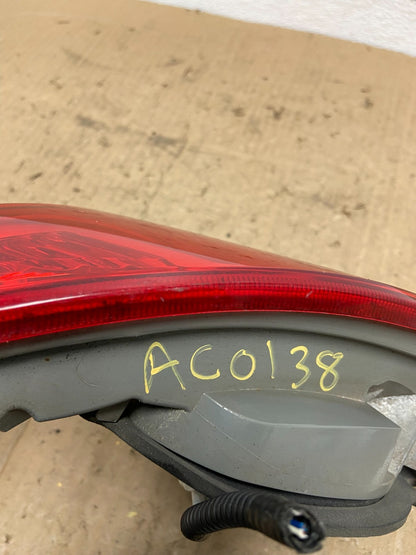 2009 to 2012 Toyota Venza Right Passenger RH Side Inner Tail Light OEM AC0138 DG8