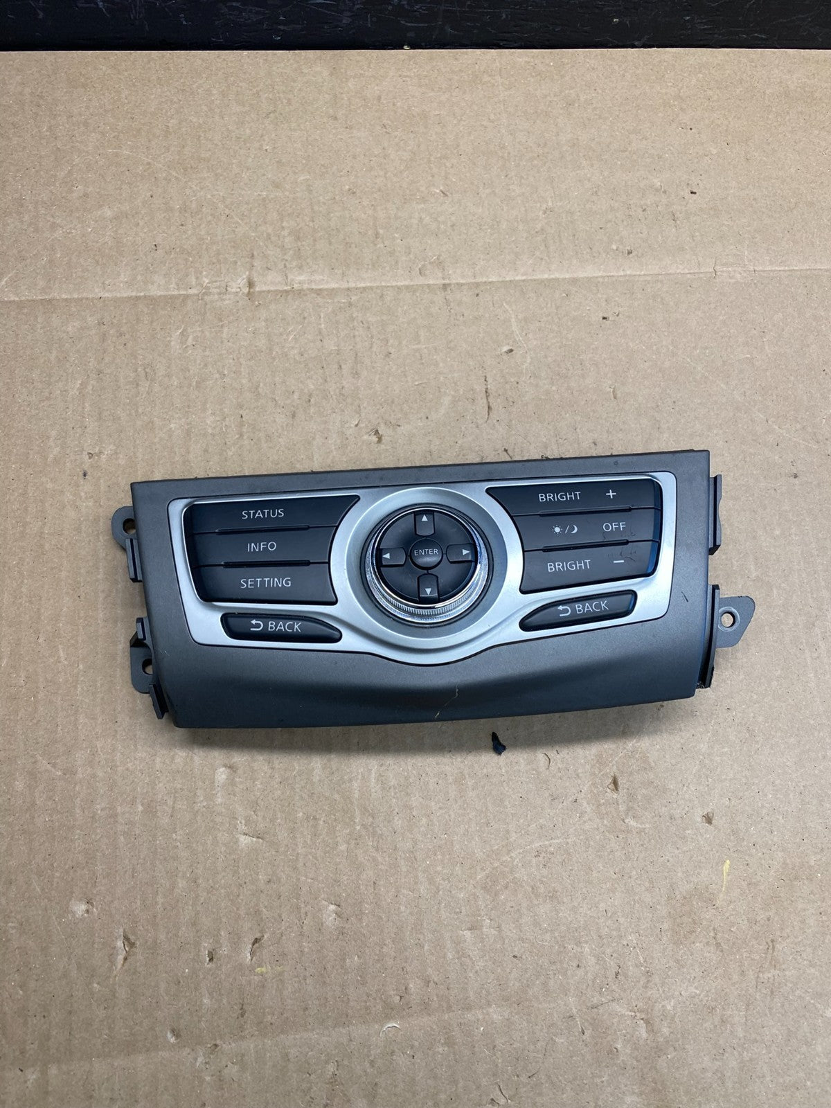 2009-2014 Nissan Murano AM FM Radio CD Control Panel AC6227 DG0