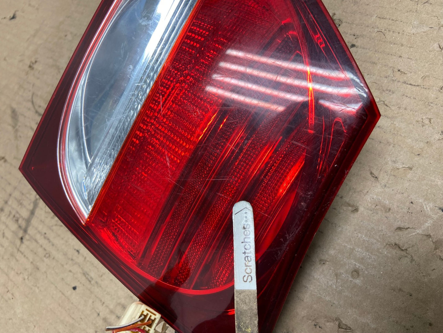 2006-2011 Lexus GS350 GS430 GS450H Right Passenger Inner Tail Light AF3253 LK3