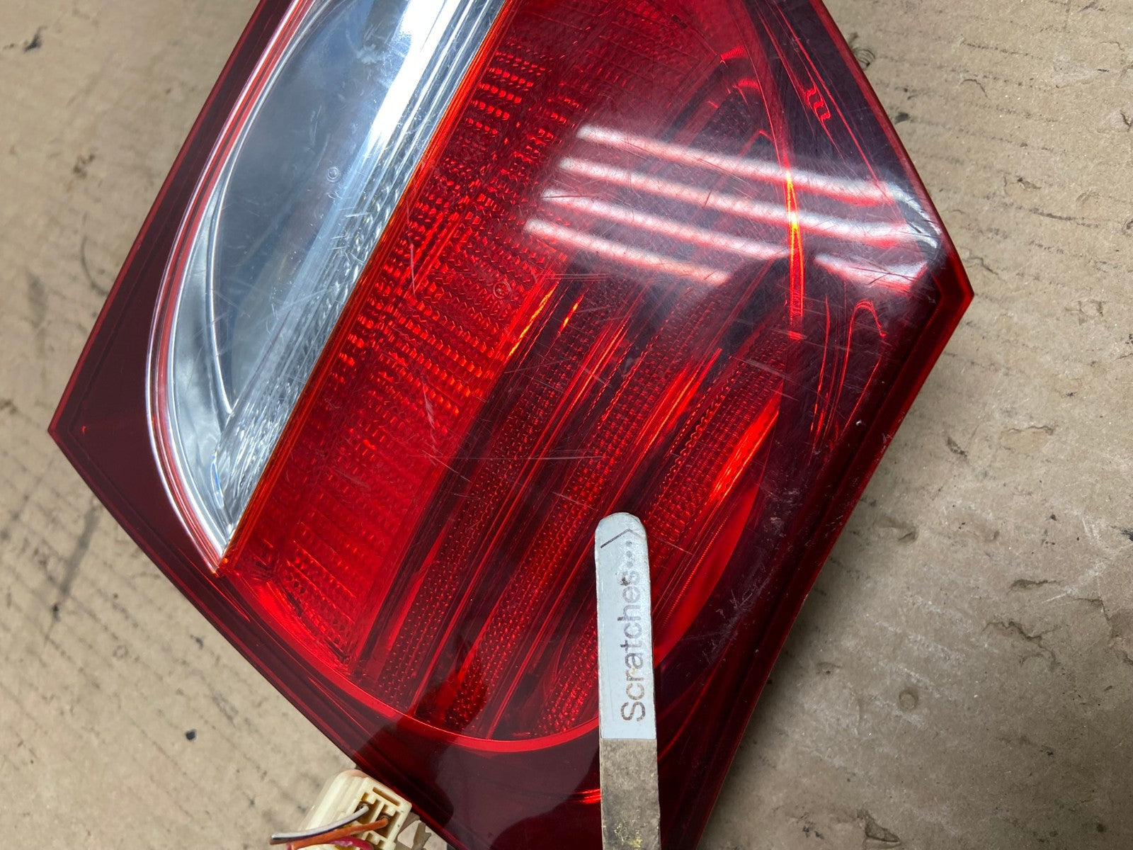 2006-2011 Lexus GS350 GS430 GS450H Right Passenger Inner Tail Light AF3253 LK3