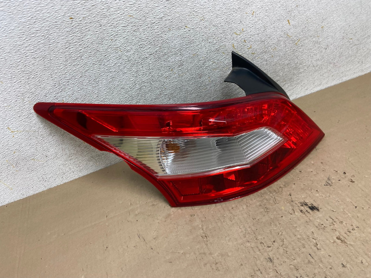 2009 2010 2011 Nissan Maxima Left Driver Lh Side Tail light AI2402 LK2