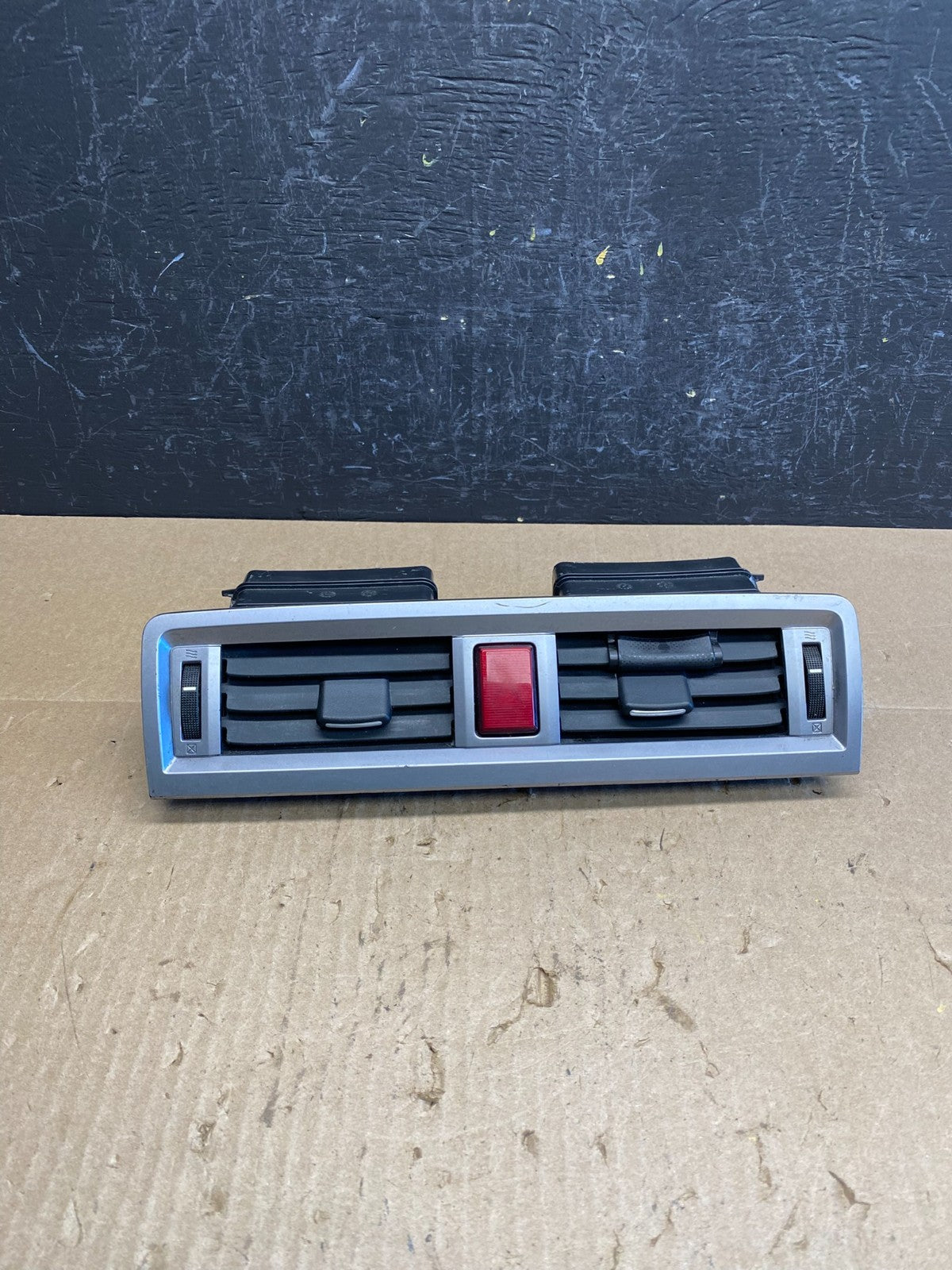 2015 - 2019 Subaru Outback Legacy Center Console A/C Air Vent ac6696 DG0