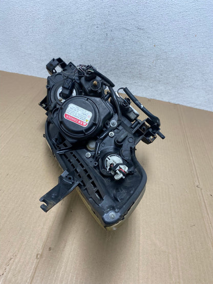 2008 2009 2010 Mazda 5 Left Driver LH Side Headlight Xenon HID AE8905 LK9