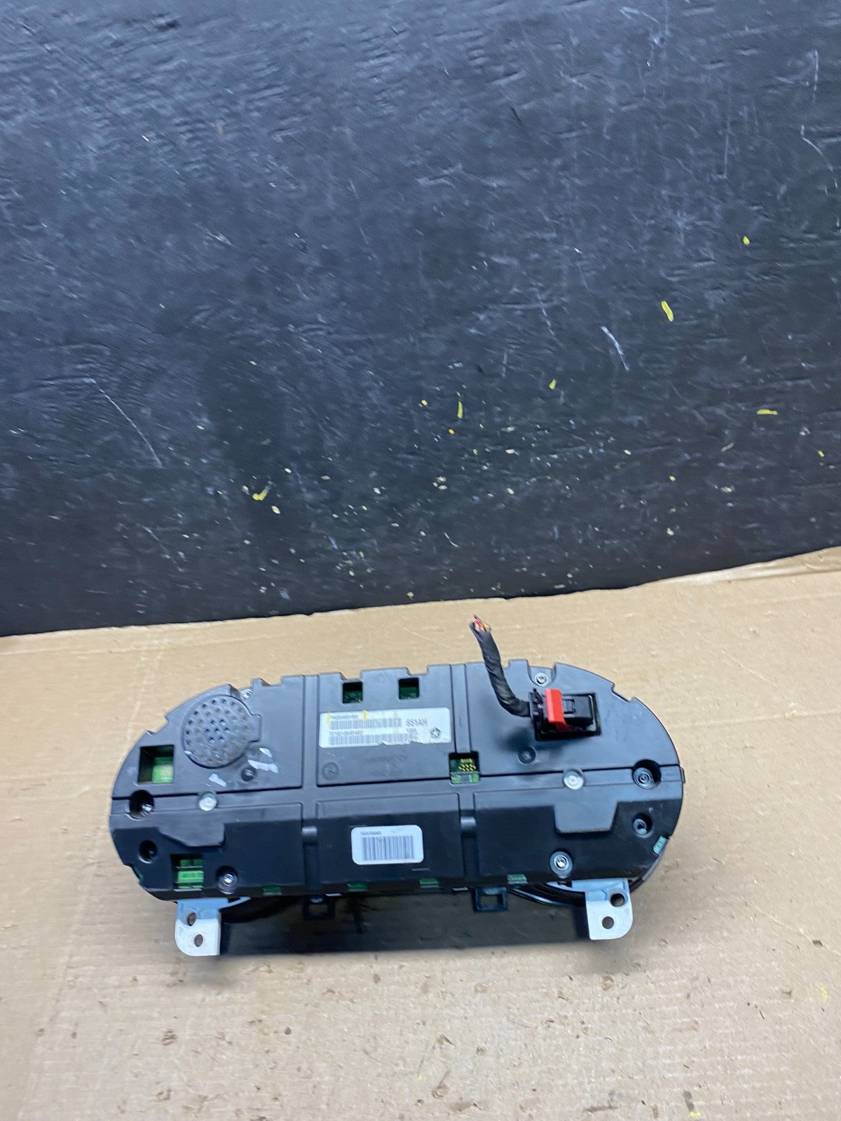 2014 Jeep Cherokee Speedometer Cluster Trim Bezel p56054651ah R2935 DG5