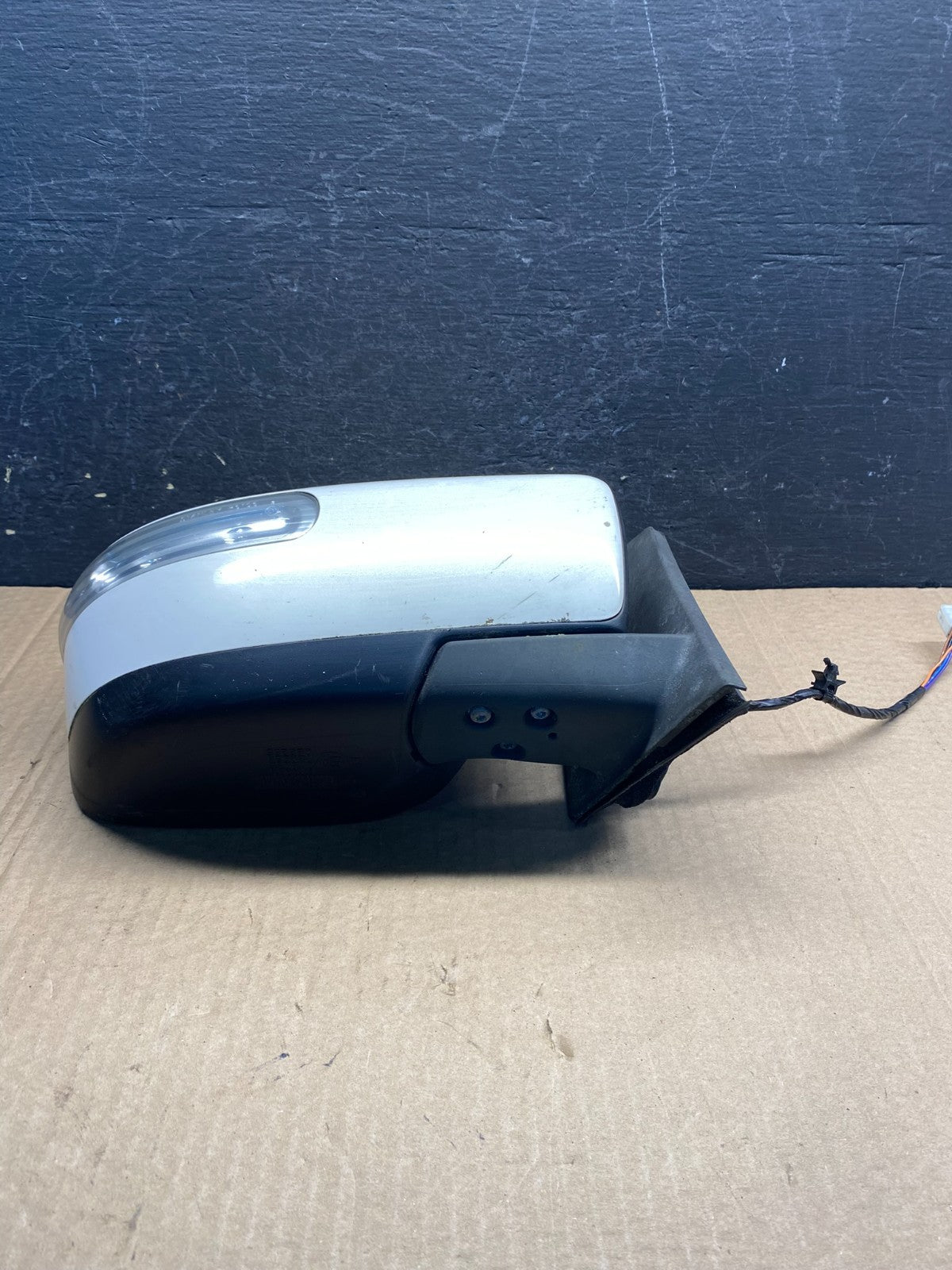 2007-2009 Mazda CX-7 Right Passenger View Door Mirror Turn Signal AF6973 DG3