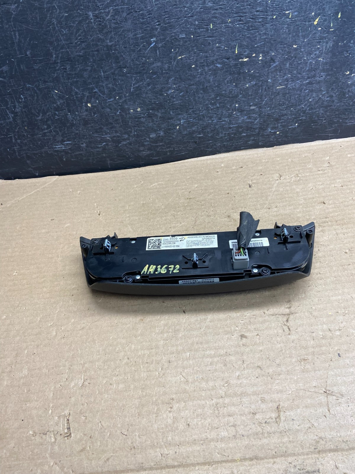 2014 to 2017 Chevrolet Impala Center Climate Control A/C Heater AH3672 DG3