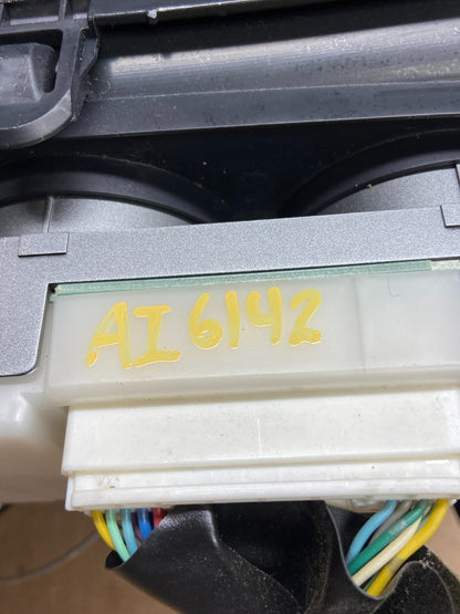 2011 to 2015 Nissan Rogue Heater Temperature AC Climate Control AI6142 DG5