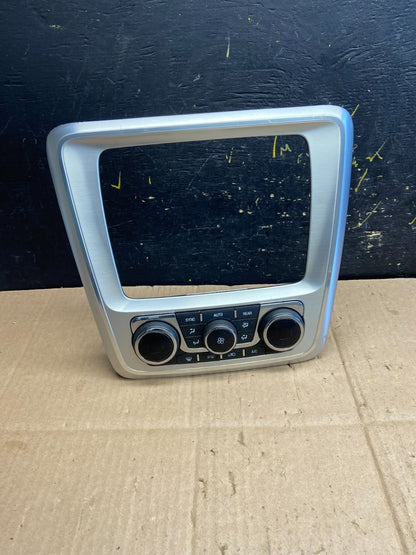 2013 - 2016 GMC Acadia A/C Heater Climate Control Radio Panel Bezel OE AA7992 DG0