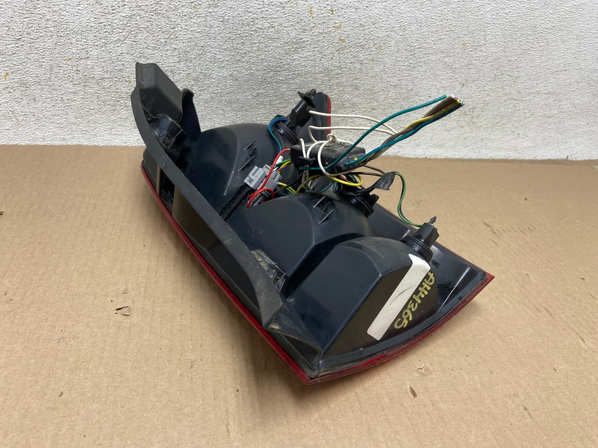 2007 to 2009 Suzuki XL-7 Vitara Left Driver LH Side Tail Light AH4365 LK5