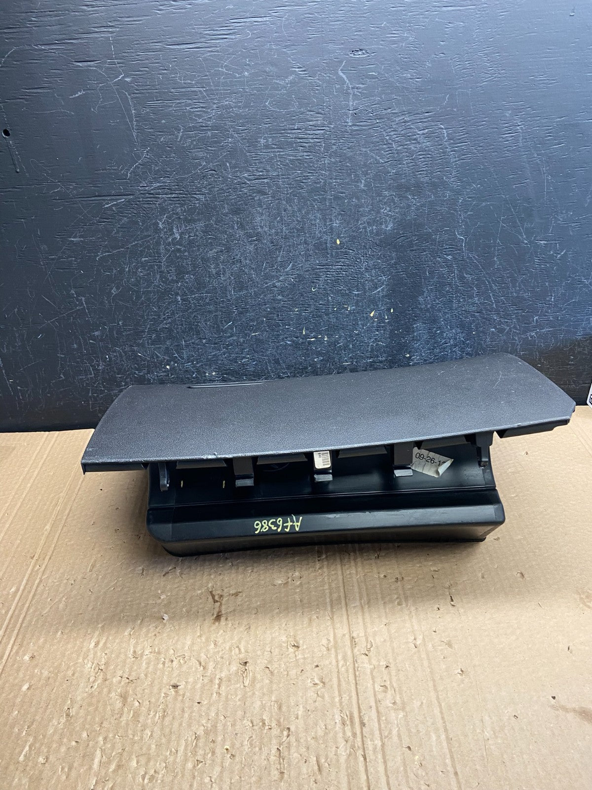 2011 to 2019 Ford Explorer Front Right Passenger Storage Glove Box AF6386 DG5