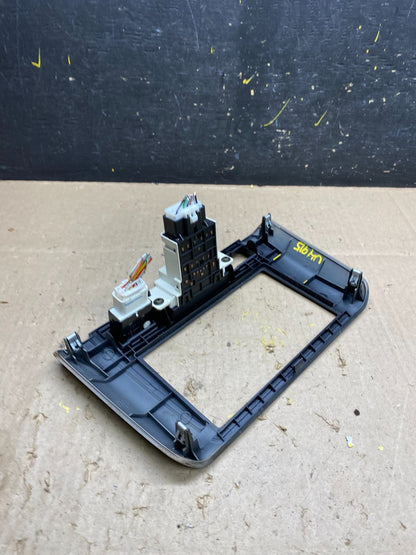 1998 to 2000 Toyota Sienna Center Console Radio Trim Bezel U4915 DG3