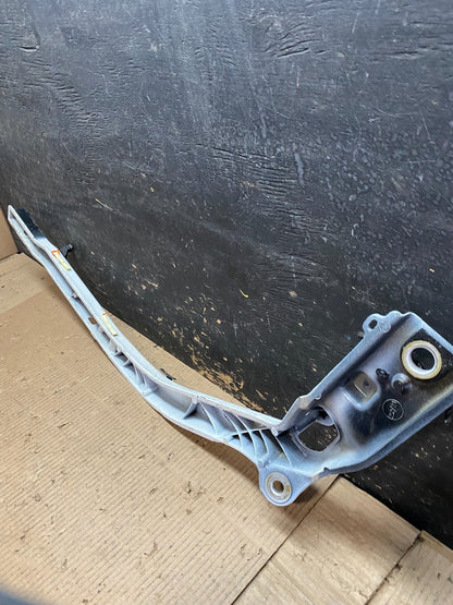 2020 to 2023 Ford Explorer Right RH Upper Tic Bar Oem w5995 DG8