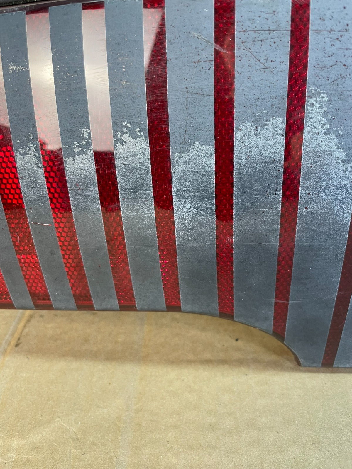 1992 1993 1994 Mercury Grand Marquis Trunk Lid Center Tail Light AC9679 DG3