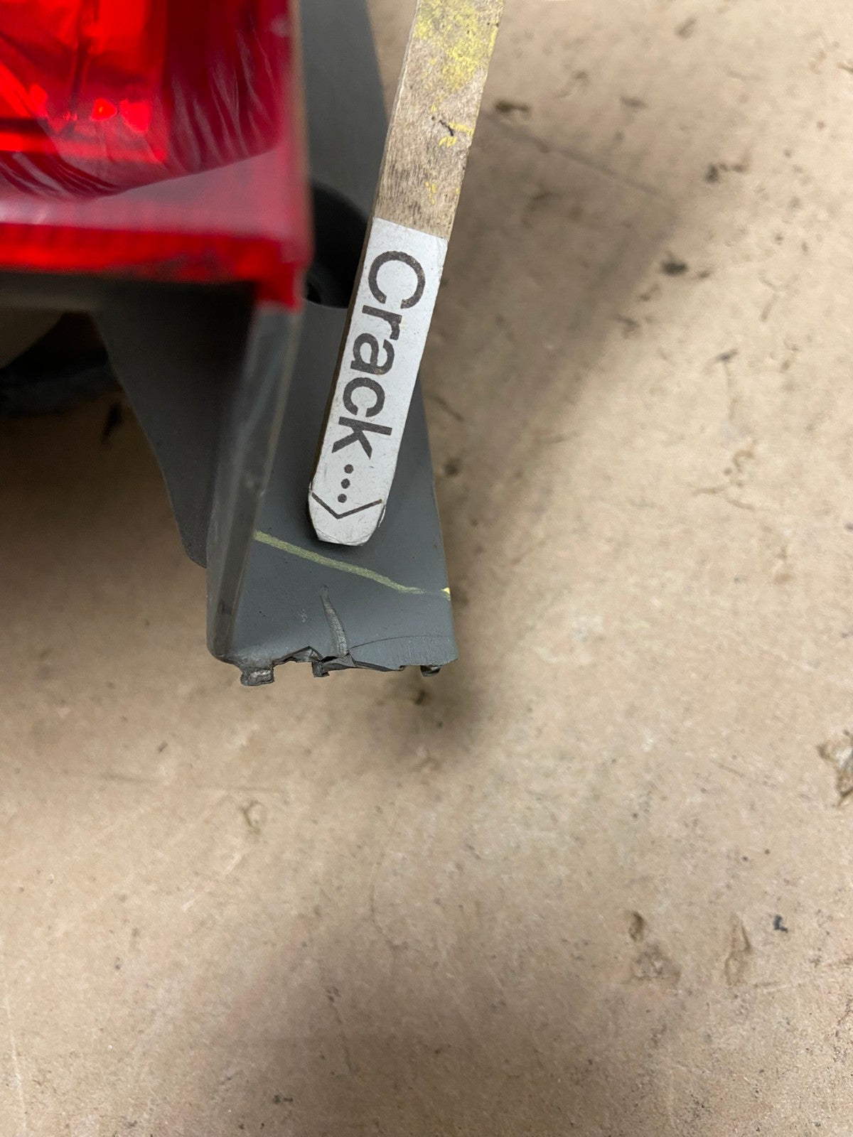 2003 2004 2005 Honda Pilot Left Driver LH Side Tail Light AG4189 LK4