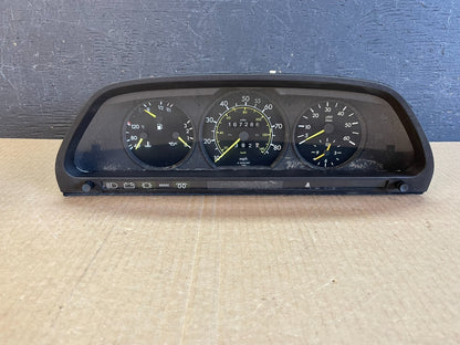1981-1985 Mercedes W126 Instrument Cluster Speedometer AF3609 DG0