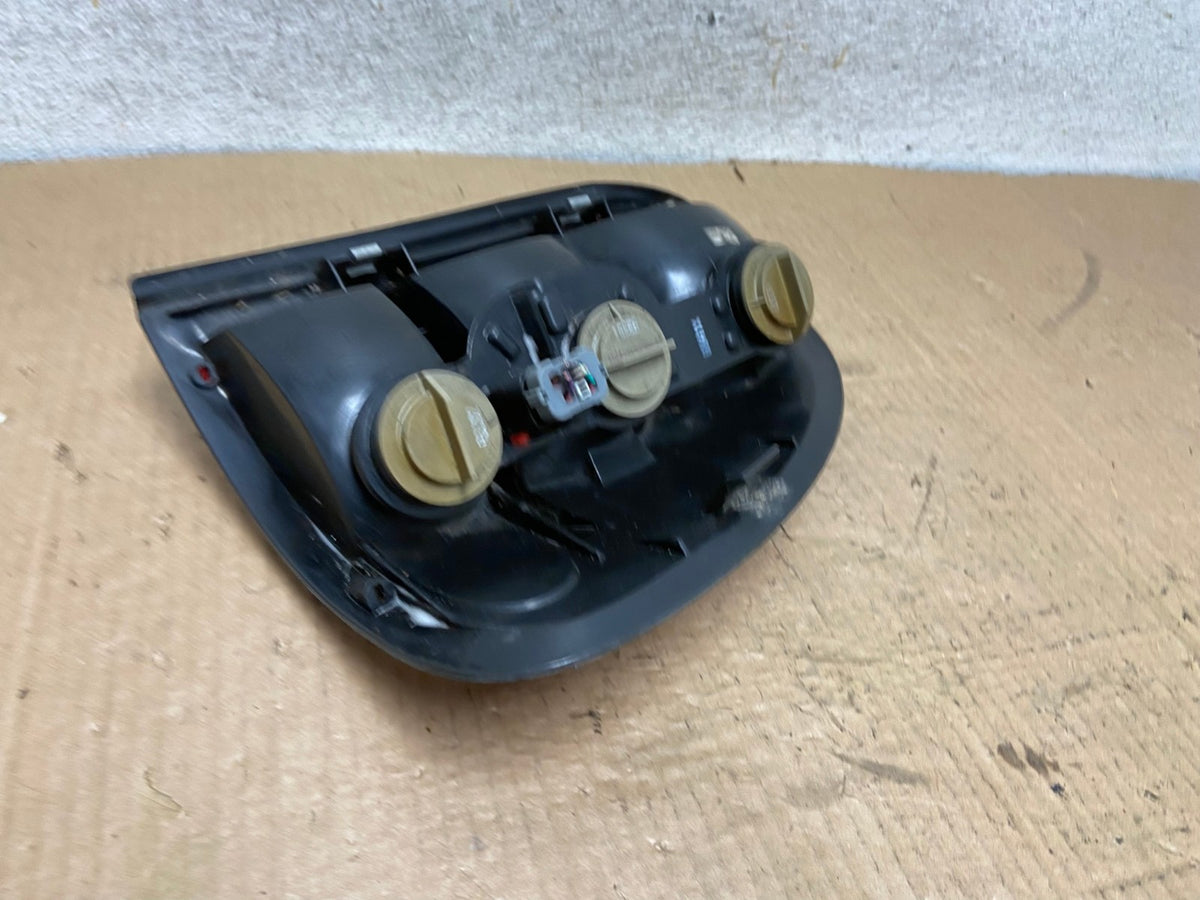 1998 to 2003 Dodge Durango Tail Light Left Driver LH Side AI8218 LK4