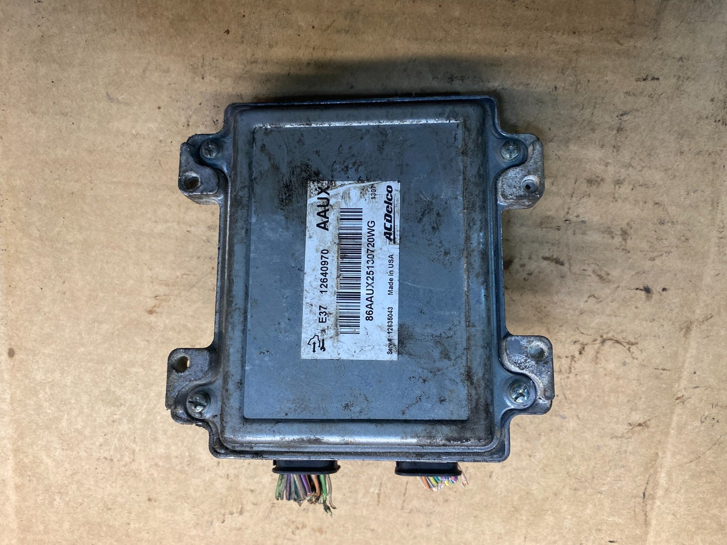 2010 to 2013 Chevrolet Silverado Yukon Engine Control Module ECM ECU ad7499 DG1
