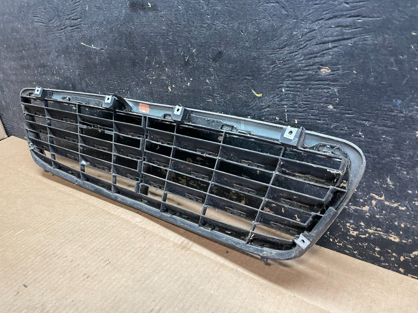 2001 to 2007 Mercedes C-Class Front Upper Grill Grille AA9146 DG6