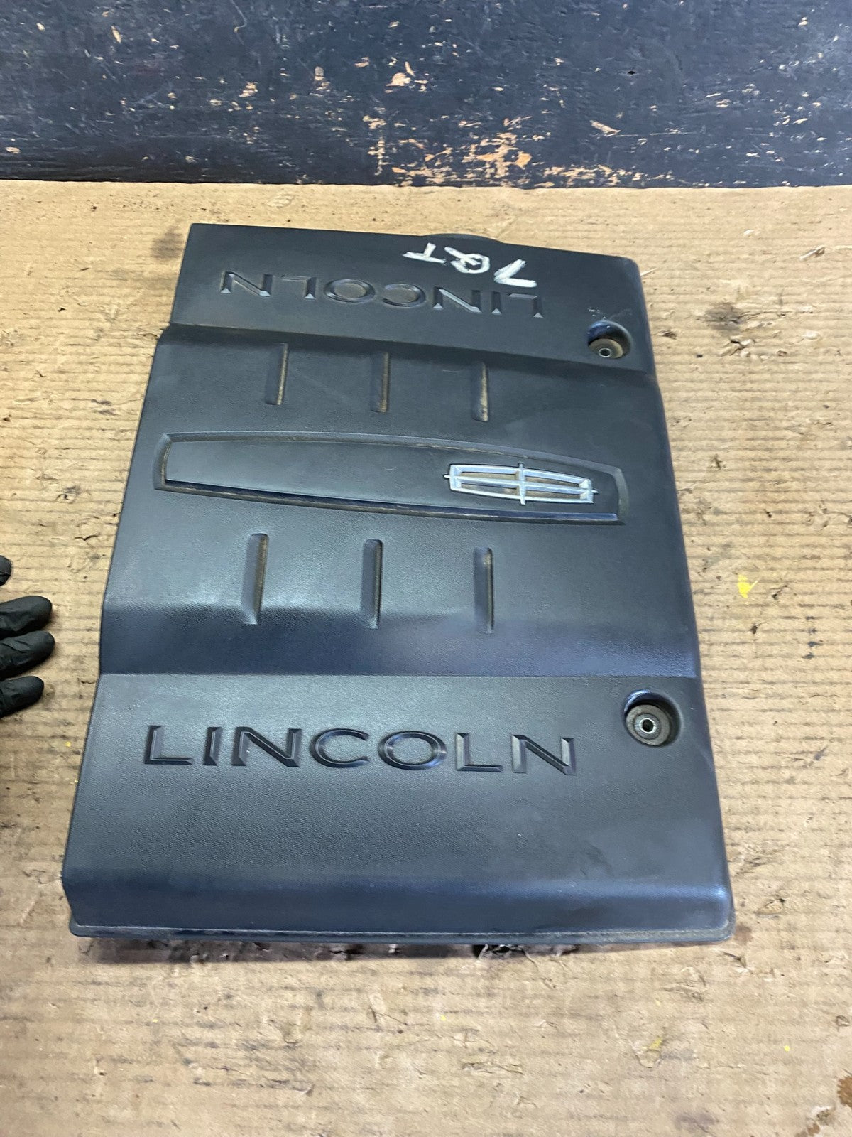 2007 to 2014 Lincoln Navigator 5.4L V8 Engine Motor Cover S5900 DG2