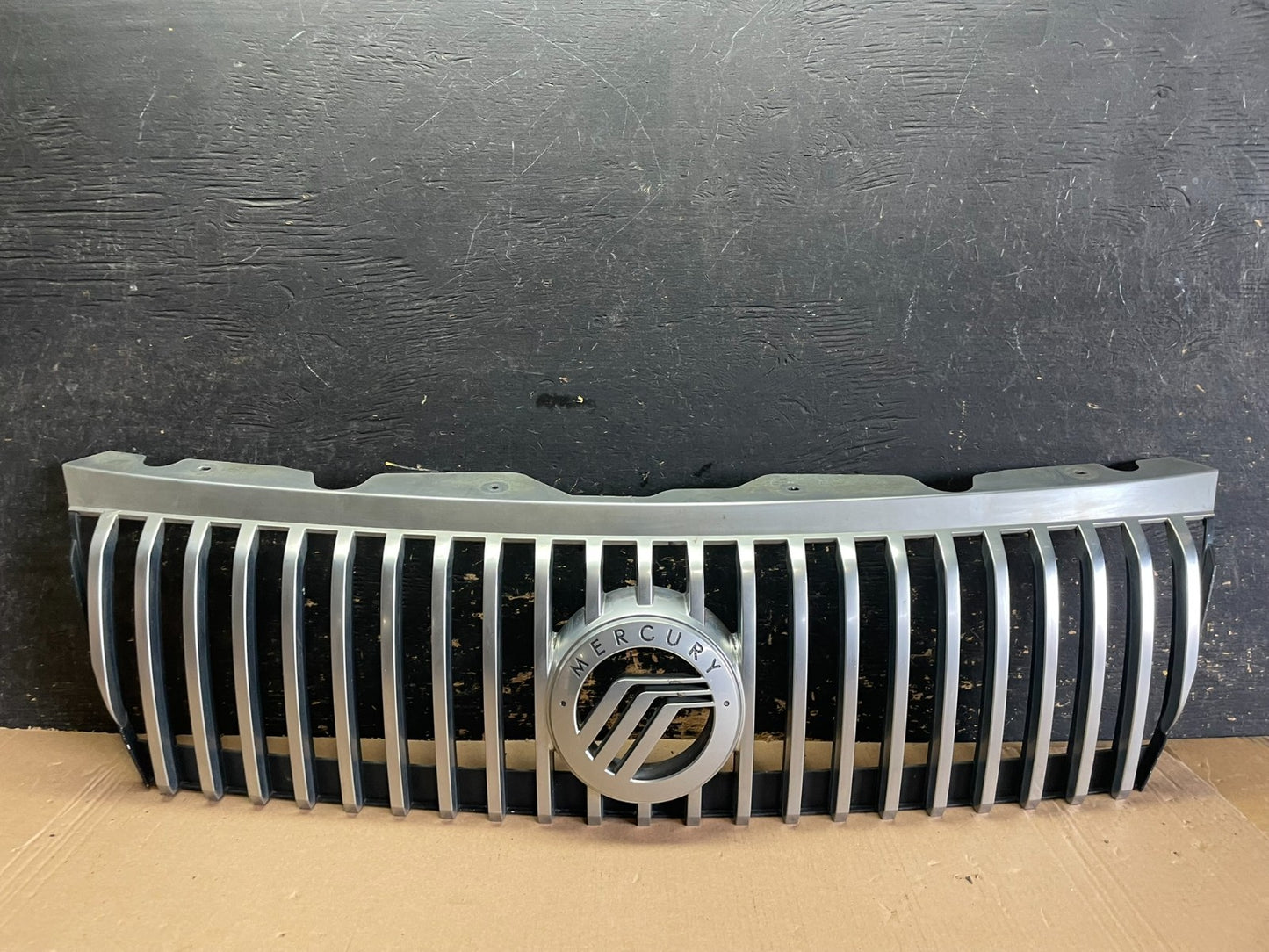2006 to 2010 Mercury Mountaineer Front Upper Grill Grille Oem z8595 DG0