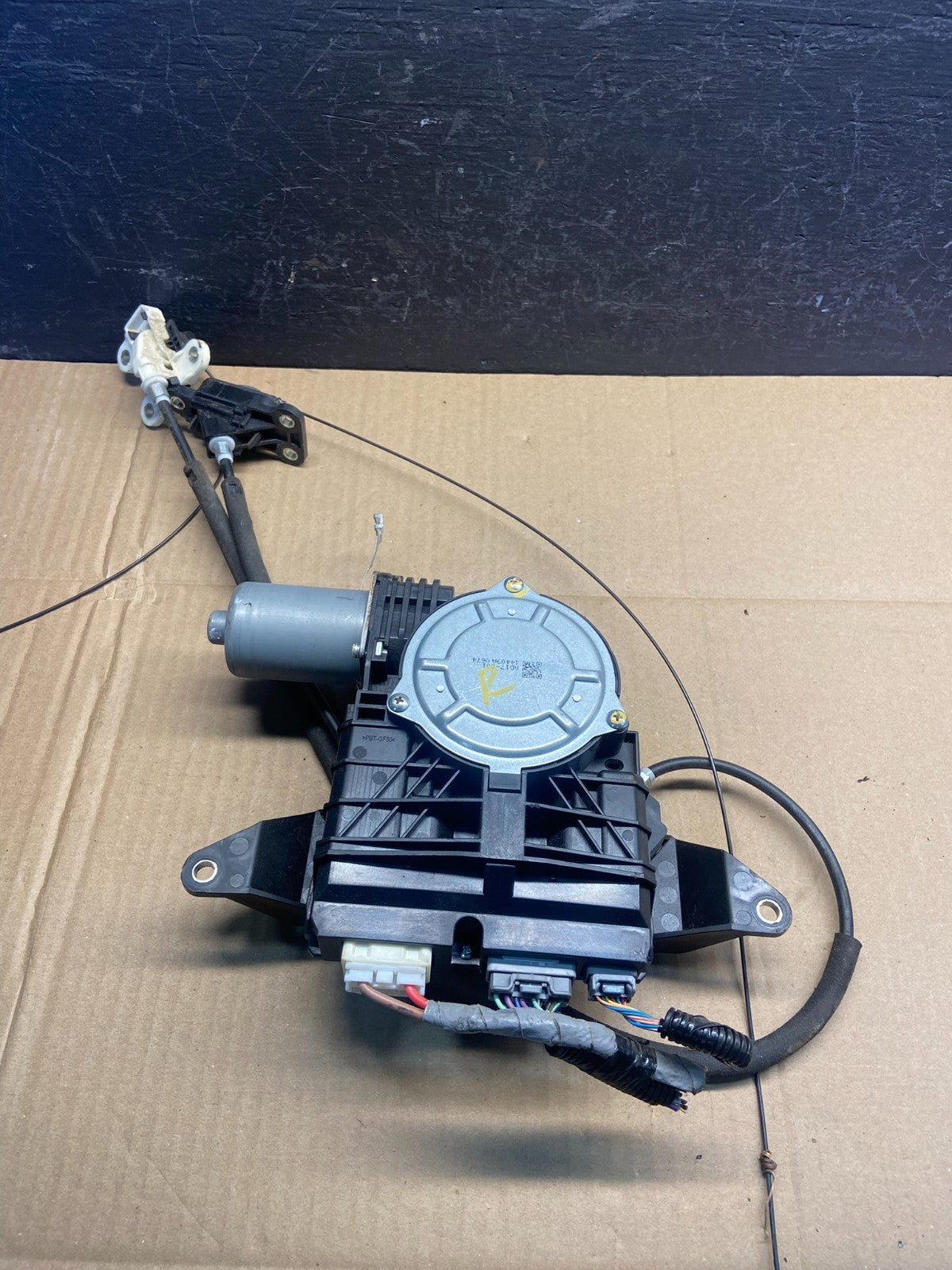 2011-2017 Honda Odyssey Rear Right Passenger Power Sliding Door Motor AD1836 DG3