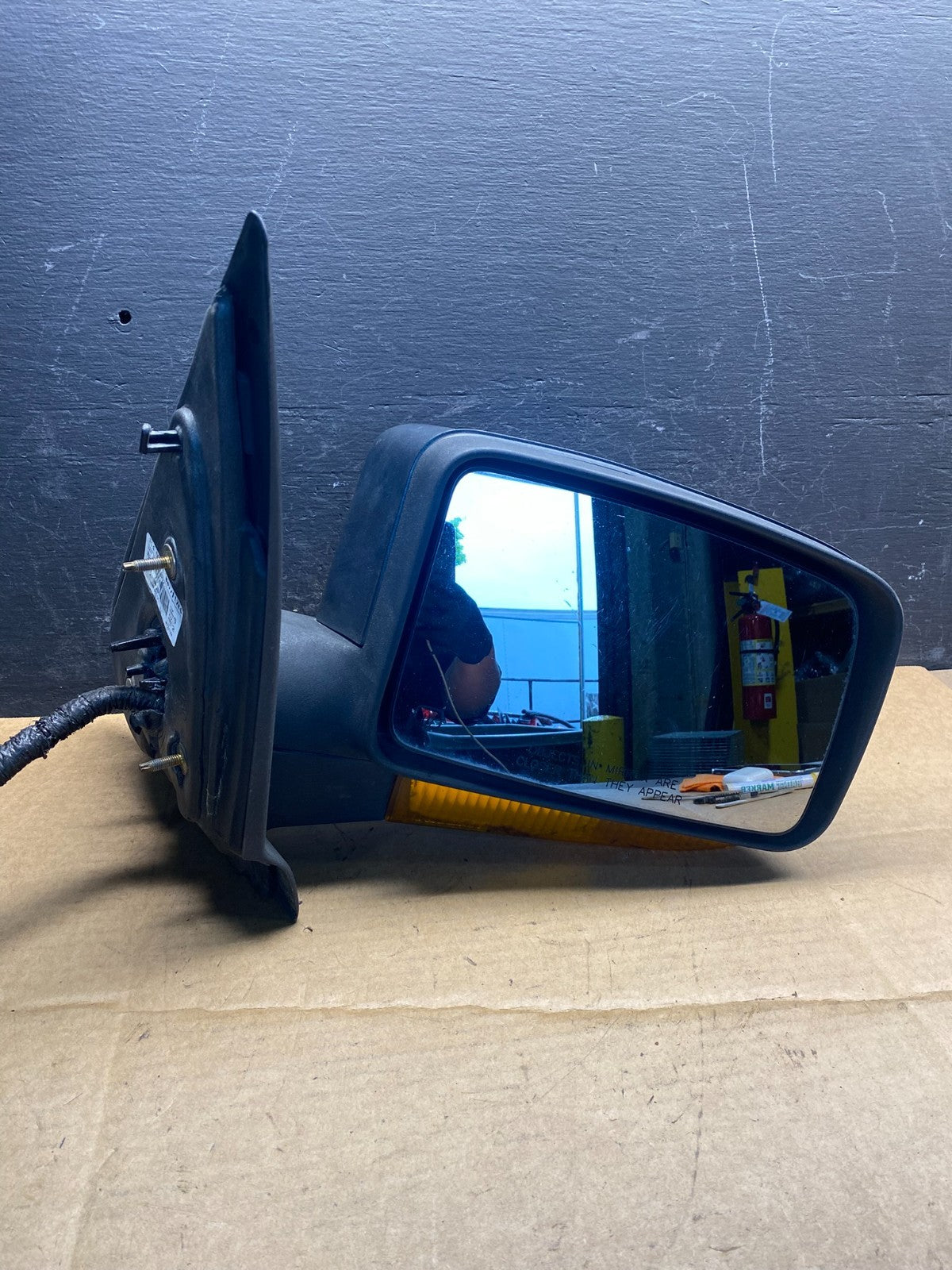2003-2006 Ford Expedition Right Passenger Side View Door Heated Mirror ad6769 DG8