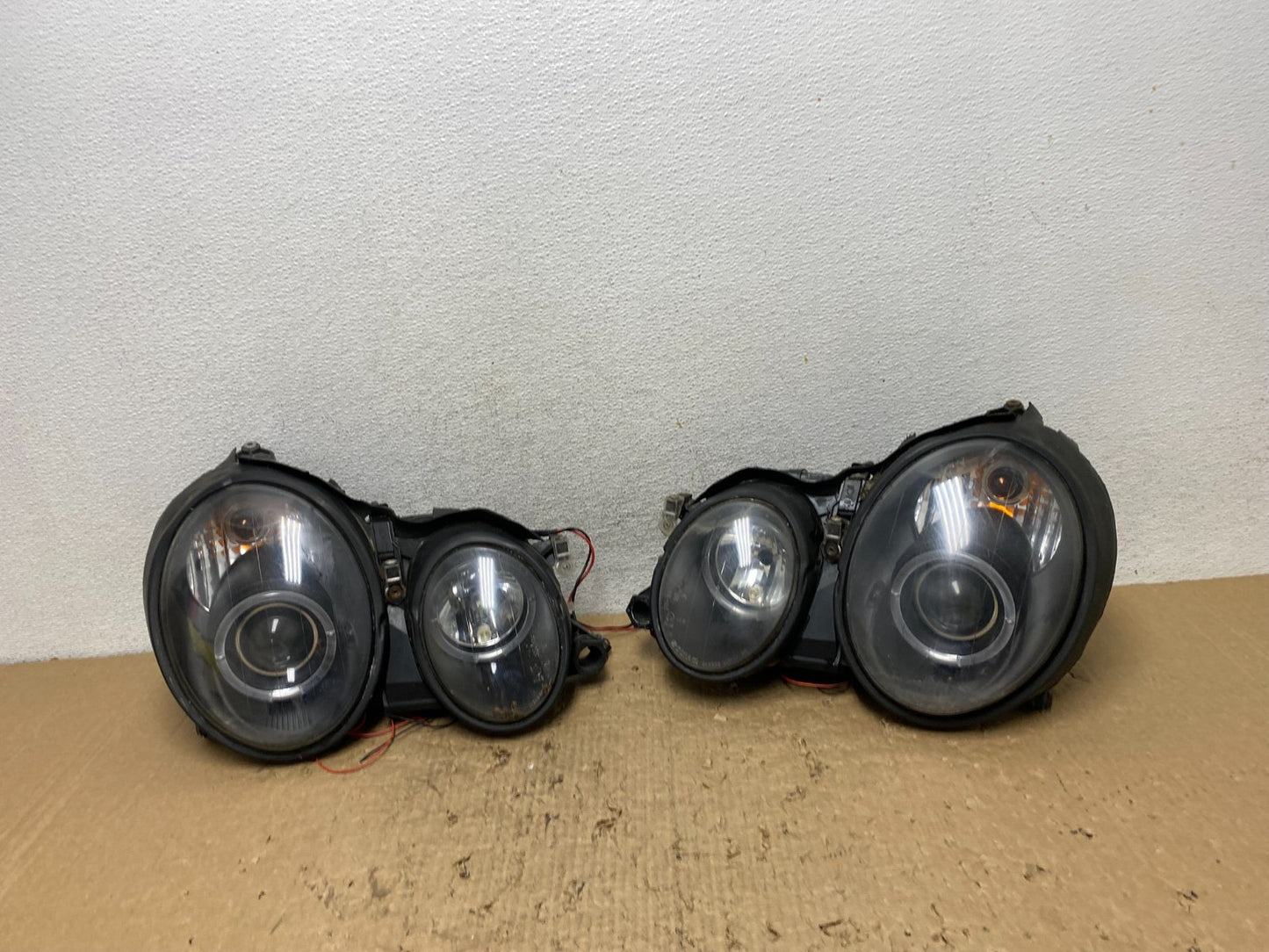 1998 - 2002 Mercedes Benz W208 CLKL Lef+Right Set LED Black Headlights AF9482 DG0