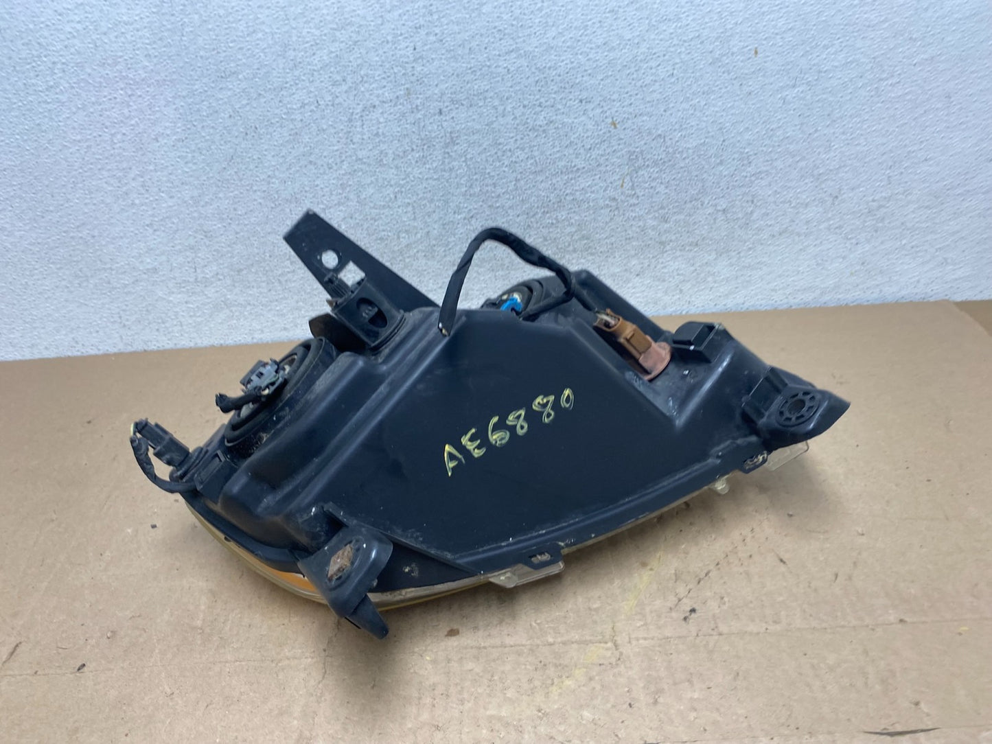 2011 to 2013 Jeep Grand Cherokee Halogen Left Driver Lh Headlight AE6880 DW6