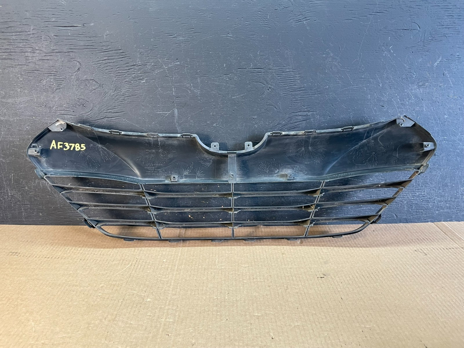 2010 to 2015 Hyundai Tucson Front Lower Grille Grill AF3785 DG6