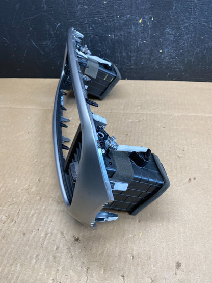 2016 - 2018 Kia Sorento Center Console Radio Air Vent Bezel Trim AC6324 DG4