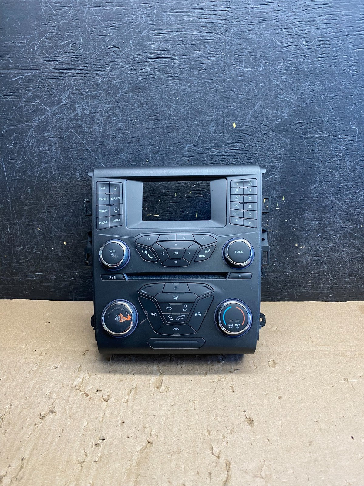2013 - 2016 Ford Fusion Radio Climate Control A/C Control AJ1630 DG0