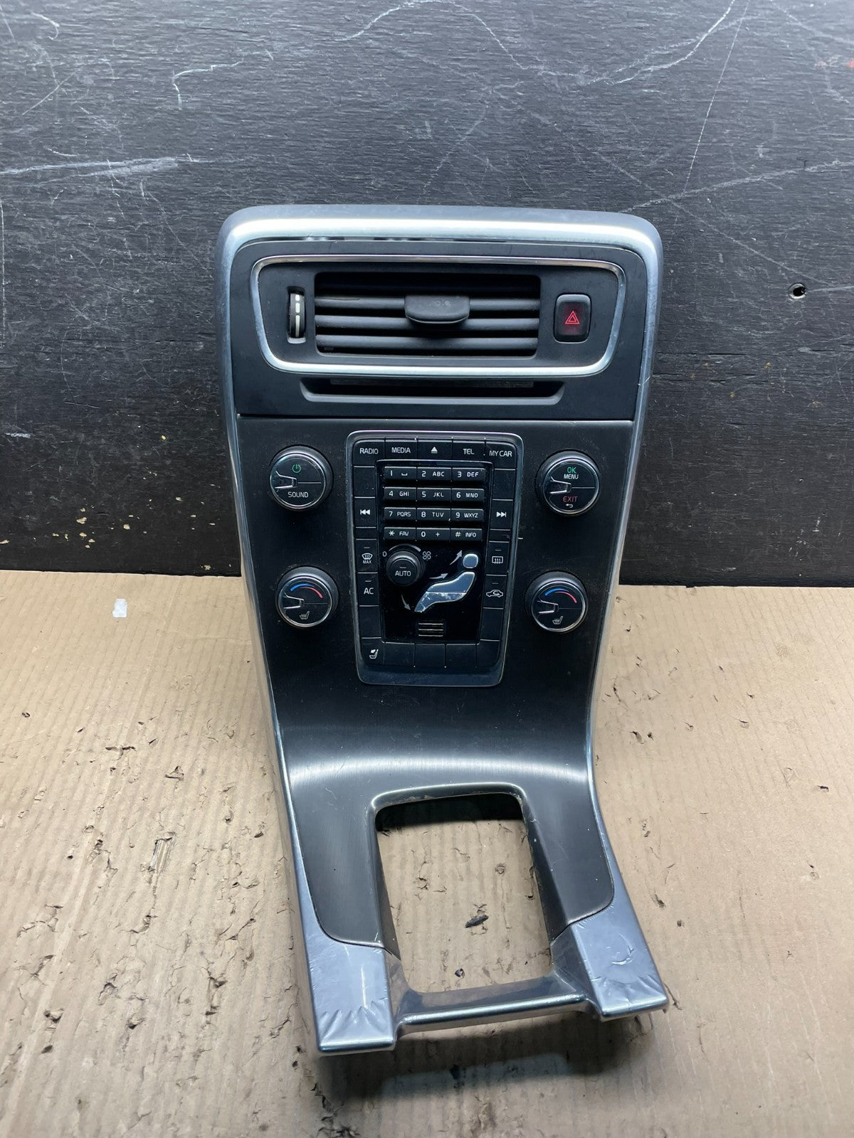 2011-2018 Volvo S60 Climate Control Radio Bezel Panel Trim Oem X0888 DG0