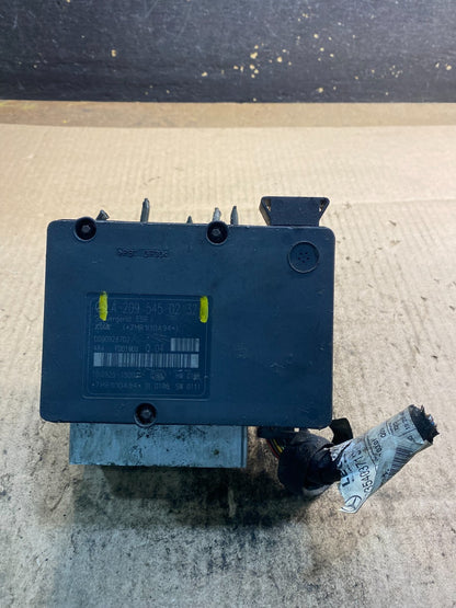 2002-2005 Mercedes W203 C230 CLK500 ABS Anti Lock Brake Pump Module z4986 DG5