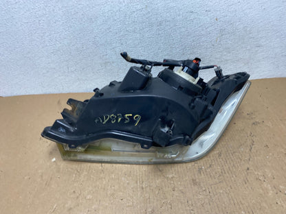 2008 to 2012 Nissan Pathfinder Halogen Headlight Right Passenger AD8759 DW10