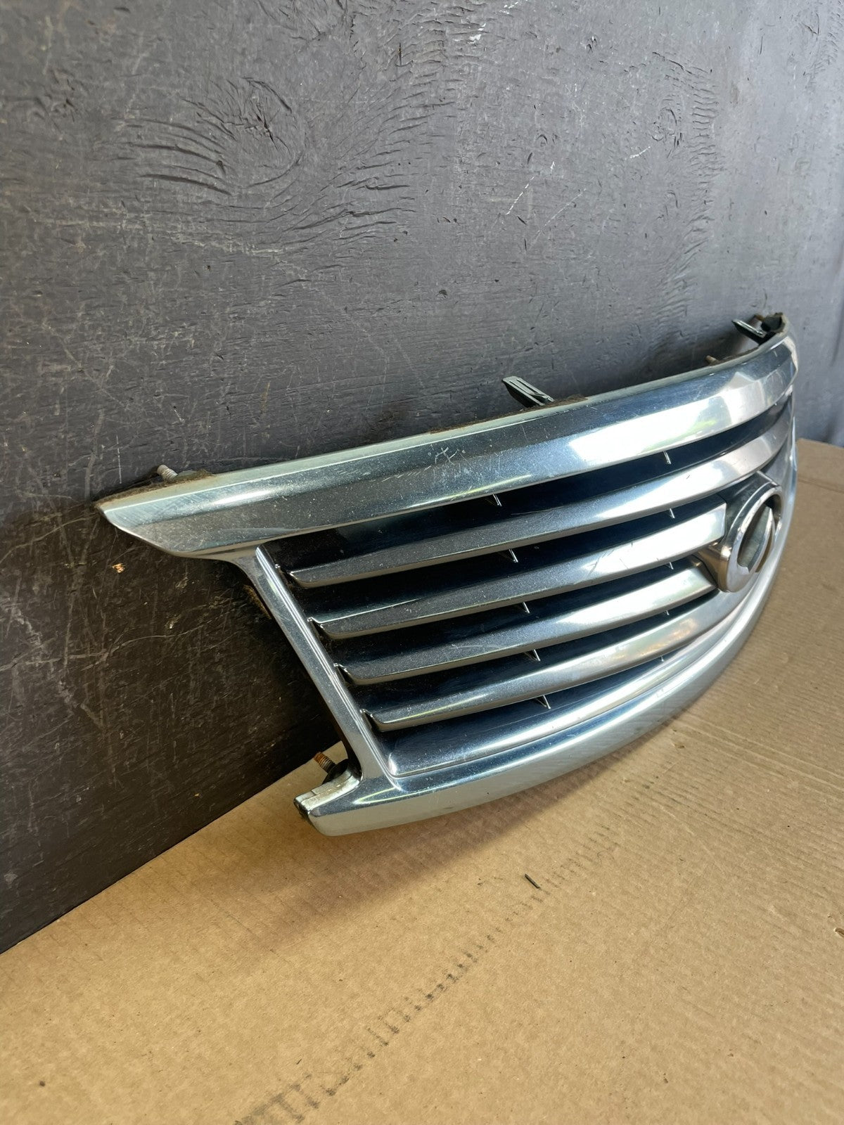 2010 to 2015 Infiniti G37 Front Upper Grill Grille AF3738 DG2