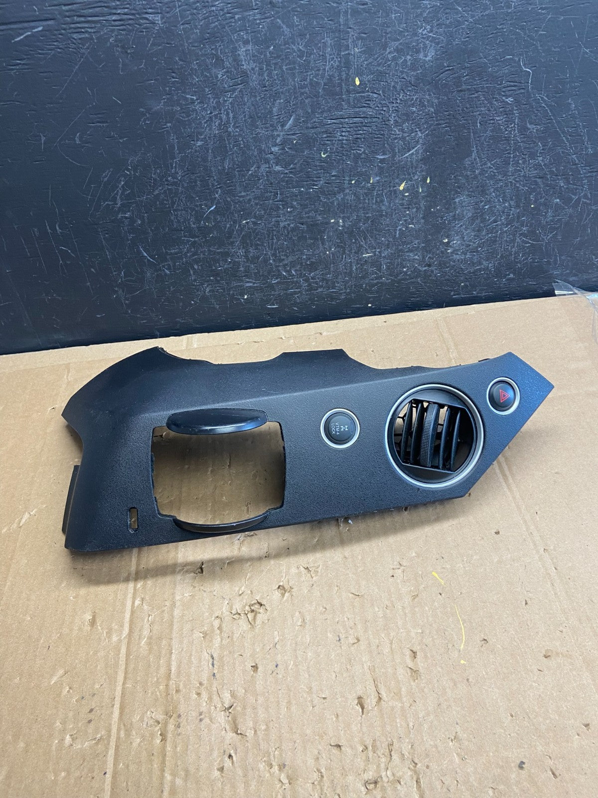 2009-2015 Honda Pilot Left Dash Vent Center Panel Bezel Hazard Button ad2235 DG3