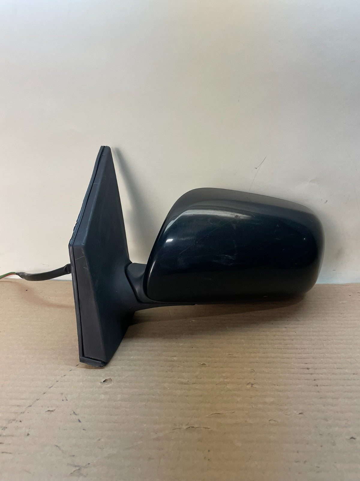 2009 to 2013 Toyota Corolla Left Driver Door View Mirror AH8706 DG0