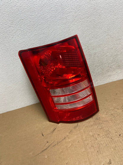 2008-2010 Chrysler Town and Country Left Driver Tail Light AG0566 LK2