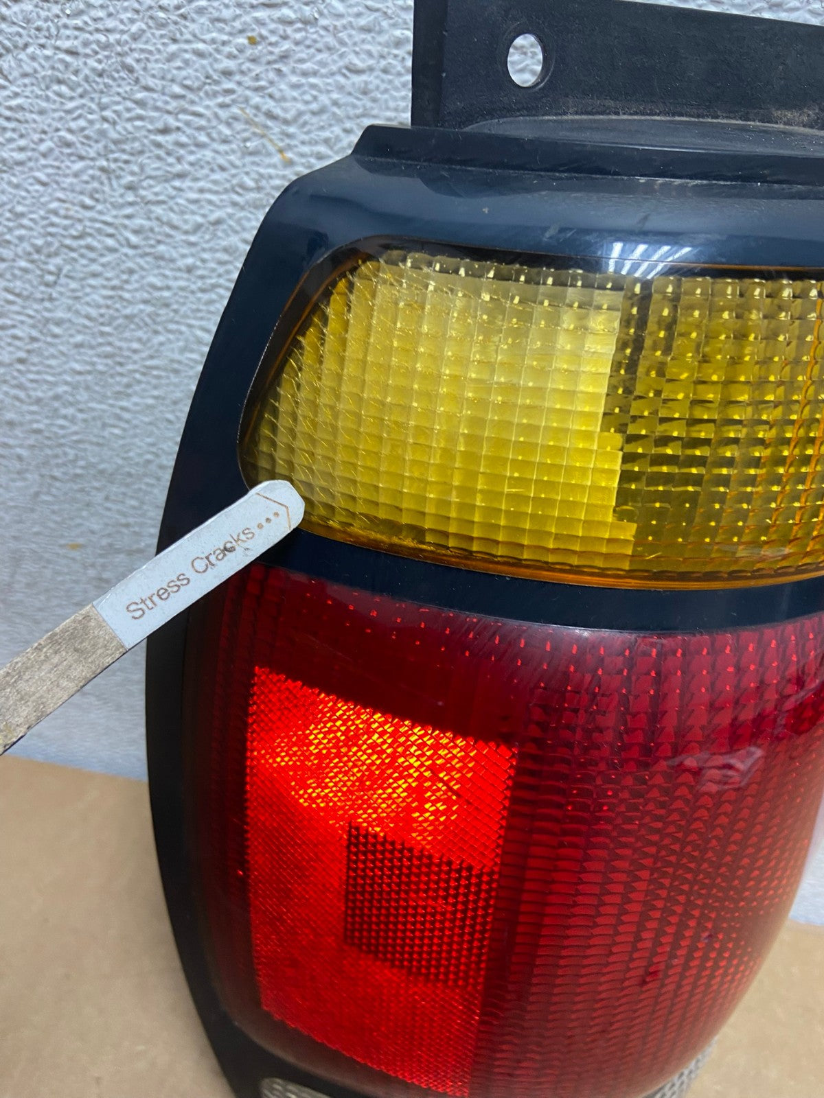 1995 to 1997 Ford Explorer Left Driver LH Side Tail light AI3625 LK4