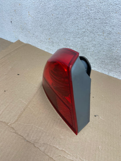 2003 2004 2005 Honda Civic Sedan Left Driver LH Side Tail Light AI1154 LK1