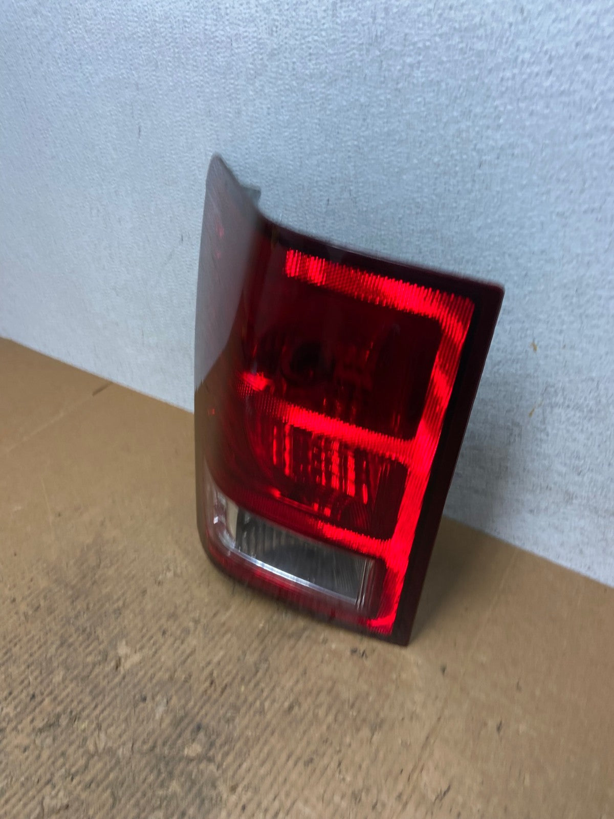 2007 2008 2009 2010 Jeep Grand Cherokee Left Driver Lh Tail Light AE2746 LK1