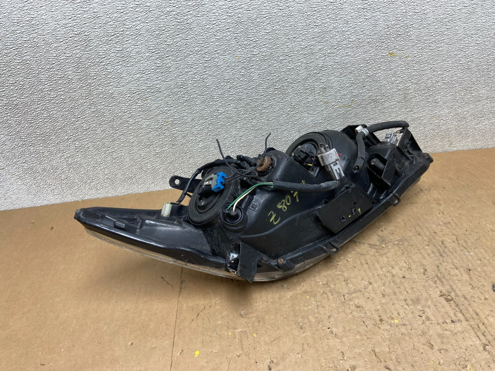 2005 2006 2007 Scion Tc Left Driver LH Side Halogen Headlight AD1176 DW9