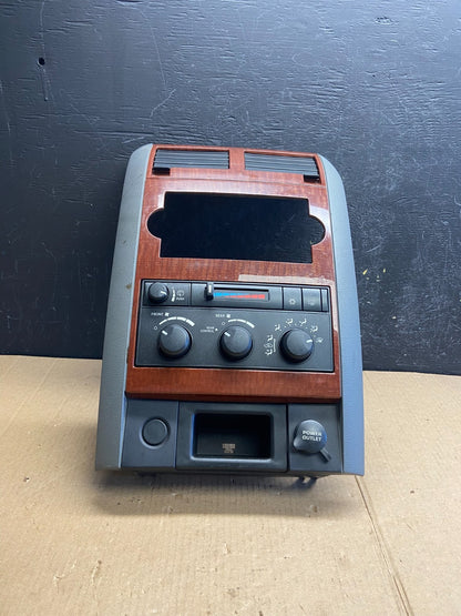 2005-2009 Dodge Durango Heat AC Climate Temperature Control Radio Bezel AE44670
