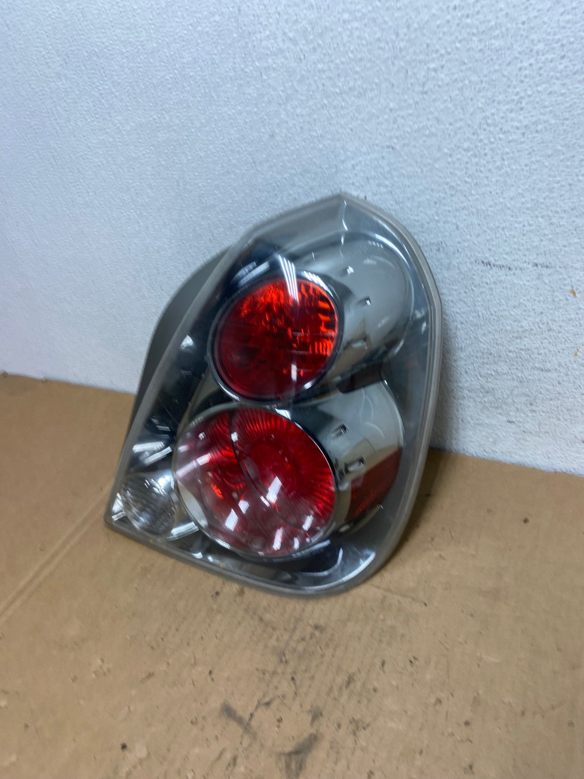 2005 to 2006 Nissan Altima Tail Light Right Passenger RH Side AD2848 LK1