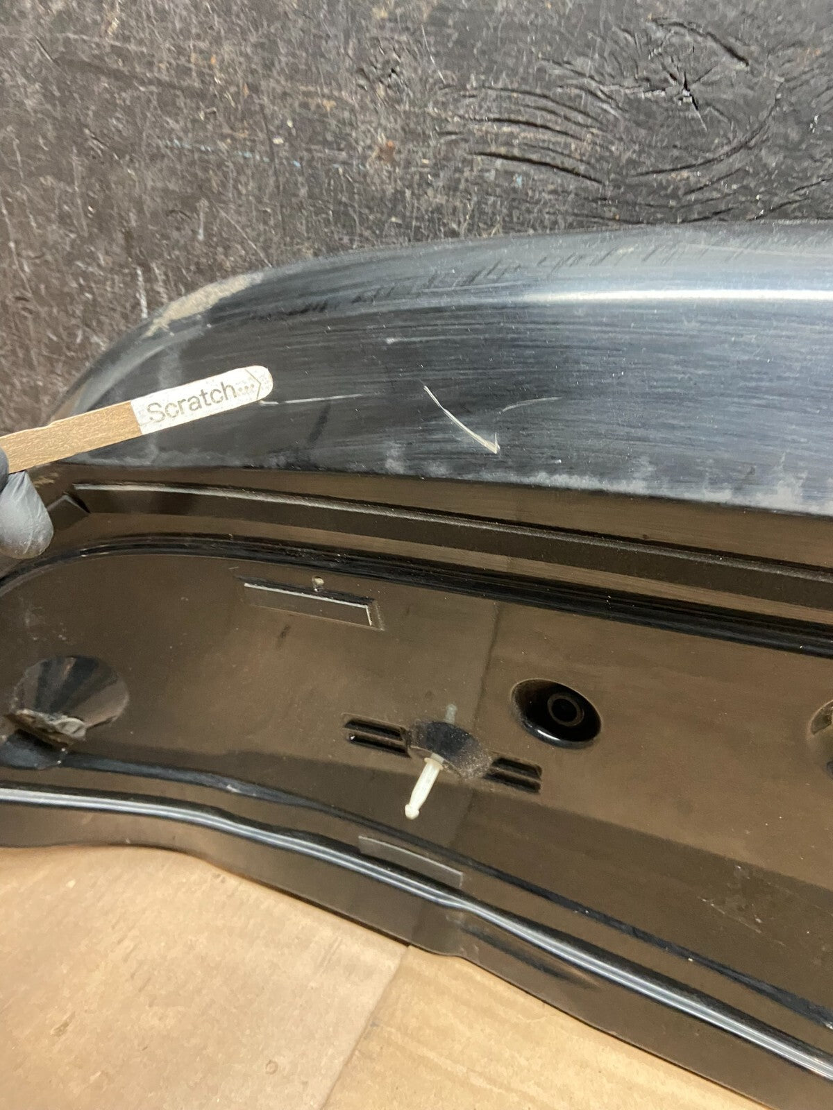 2004 to 2009 Lexus RX330 RX350  Rear Trunk Tail Gate Lift Gate Spoiler OEM I28628