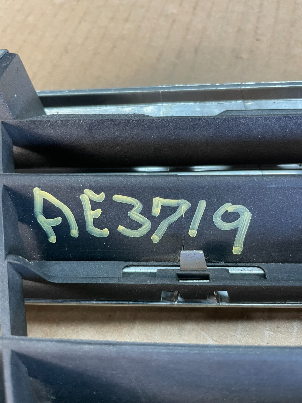 2005-2007 Mercedes W203 C230 C320 C350 Front Upper Grill Grille ae3719 DG5